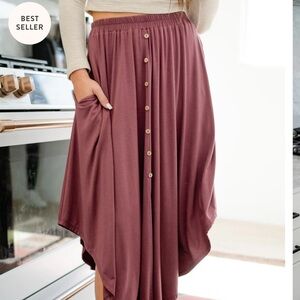 EUC Sozy - Gwendolyn Midi Skirt in Deep Berry